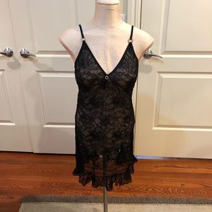Sheer stretchy mesh flower lace chemise